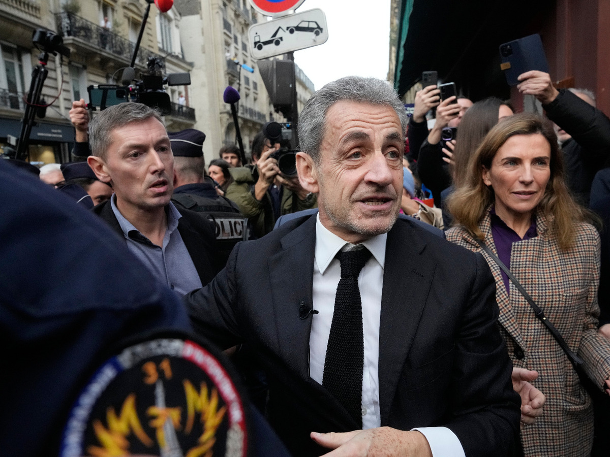 sarkozy kniha.jpg