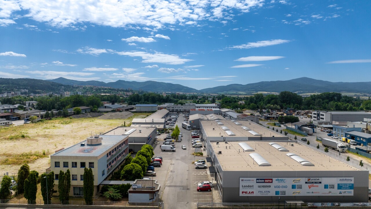 thumbnail_V realitných fondoch vlastní investor podiel na desiatkach projektov naraz. Aj v Business parku v Trenčíne.jpg