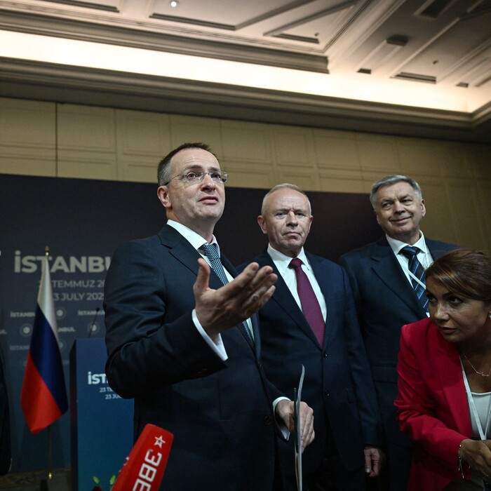 Vladimir Medinskij Istanbul