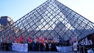 Louvre štrajk