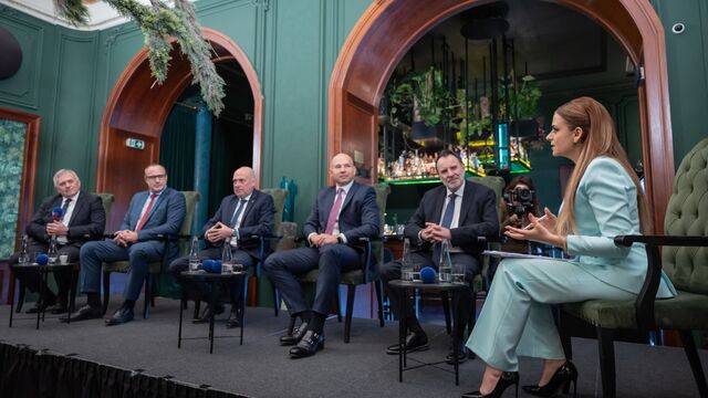 ta3 konferencie_1.jpg