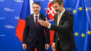 Česko po zmene vlády obracia. Nový šéf diplomacie chce obnoviť spoluprácu so Slovenskom