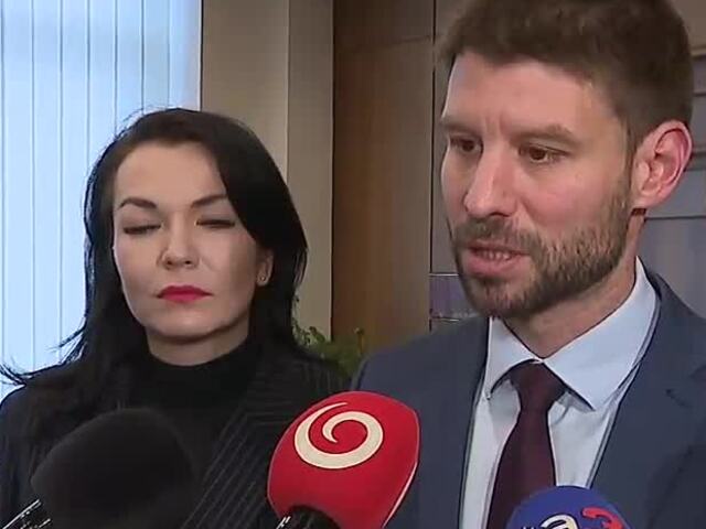 Opozícia hovorí o ignorovaní otázok. Premiér Fico vystúpenie na eurovýbore rýchlo ukončil