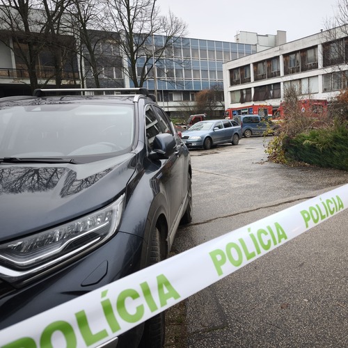 polícia zásah nr.jpg