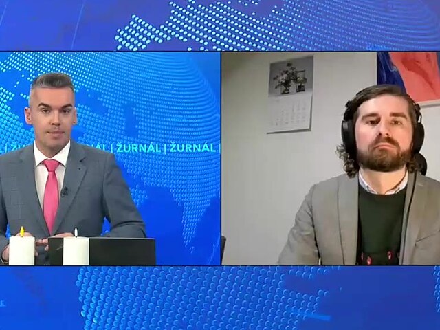 EÚ poskytne Ukrajine bezúročnú pôžičku 90 miliárd eur. Výsledok samitu nie je prekvapením, hovorí odborník