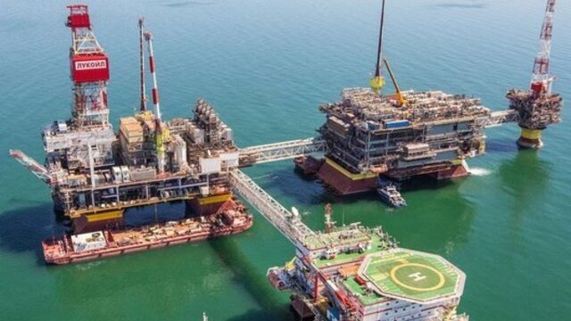 vrtná ropná plošina Rusko