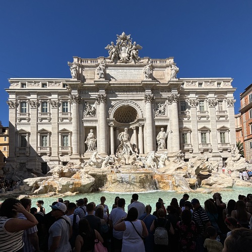 Fontána di Trevi