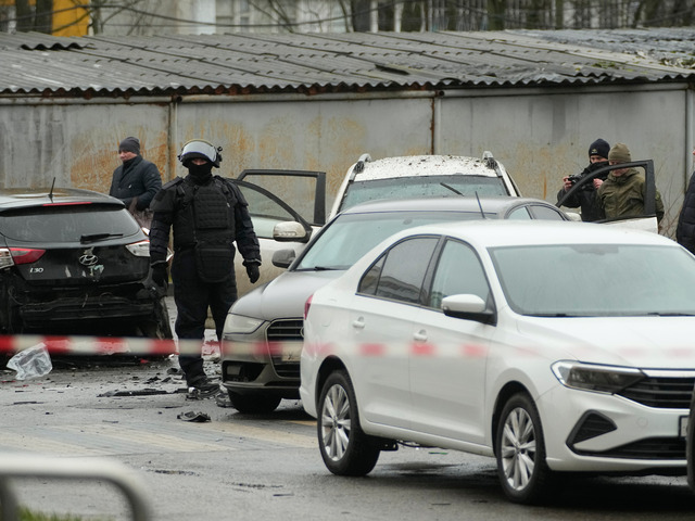 Auto vyletelo do vzduchu, ruský generál neprežil. Vyšetrovatelia hovoria aj o ukrajinskej stope