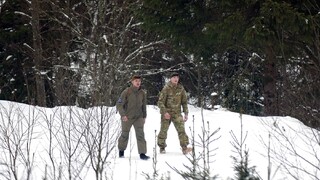 Radšej hory než zákopy. Ukrajina čelí tichému odlivu mužov, ktorí riskujú život, aby sa vyhli boju
