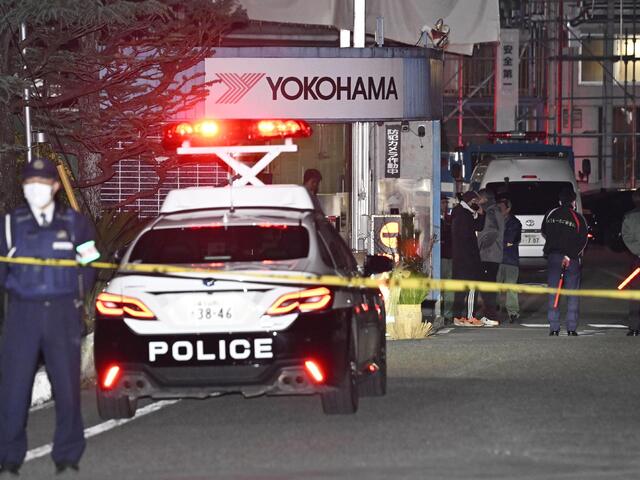 Útok nožom a chemikáliou v japonskej fabrike zranil najmenej 15 ľudí. Niekoľko z nich je vo vážnom stave 