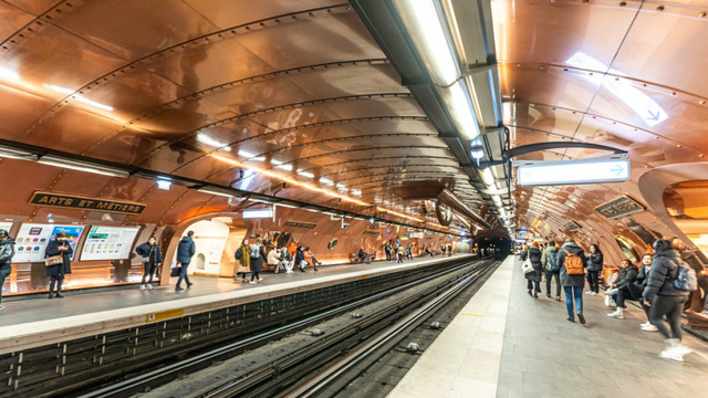metro paríž
