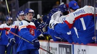 Slováci zdolali Nemecko v dôležitom súboji o postup do štvrťfinále. Chrenko zahviezdil čistým hetrikom