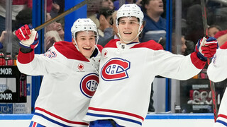 NHL: Slafkovský sa zaskvel dvoma gólmi a asistenciou. Montreal však na ľade Tampy prehral po nájazdoch