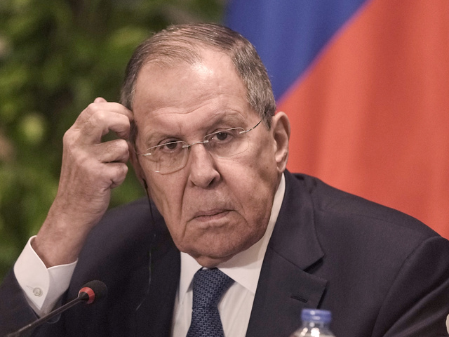 Lavrov tvrdí, že Ukrajina útočila dronmi na Putinovu rezidenciu. Moskva hrozí reakciou, Kyjev to popiera