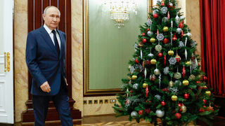 Vianočné pozdravy z Moskvy len pre hŕstku známych. Pekné sviatky želá Putin Ficovi aj pápežovi