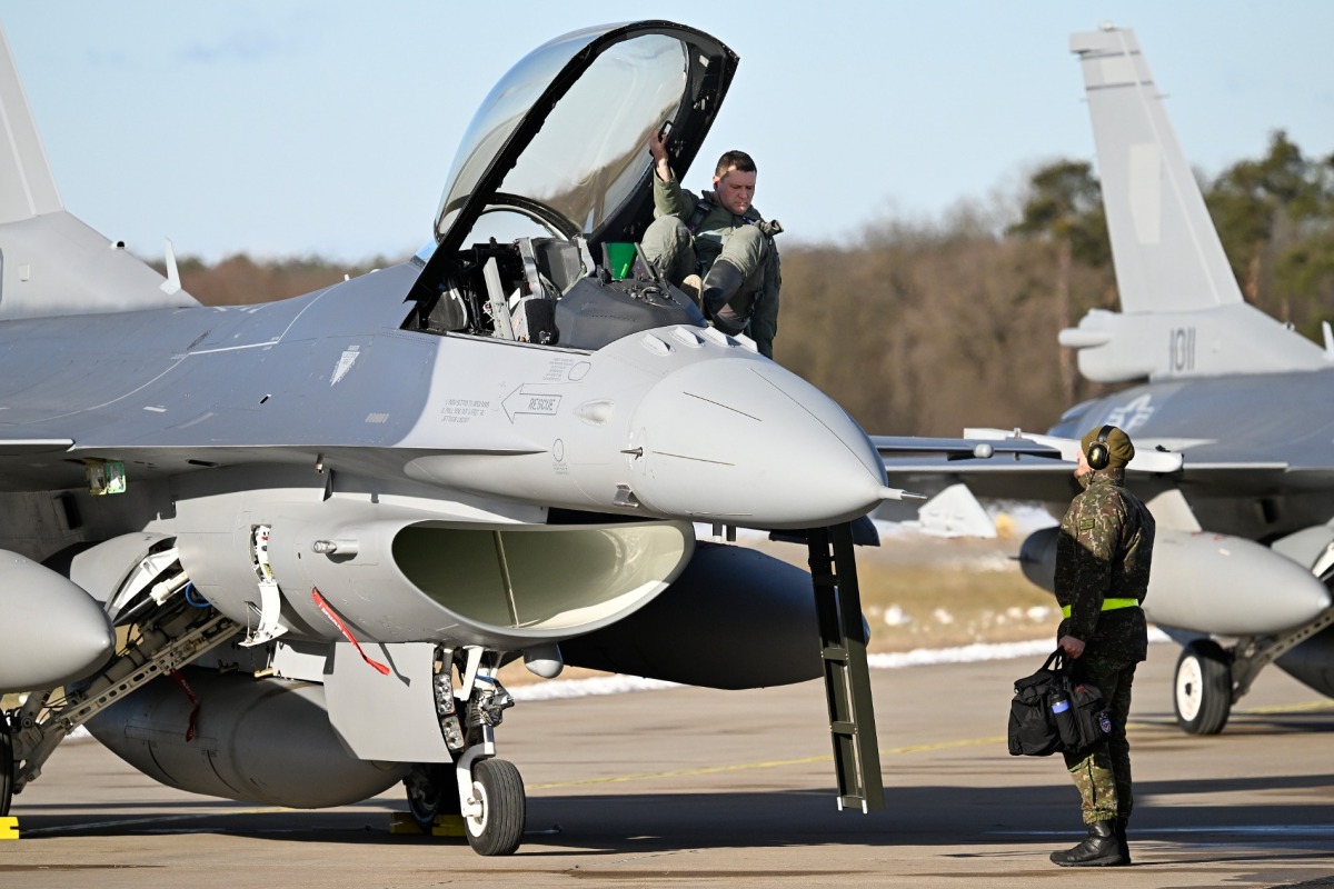 stíhačky F-16