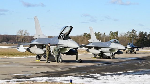 stíhačky F-16