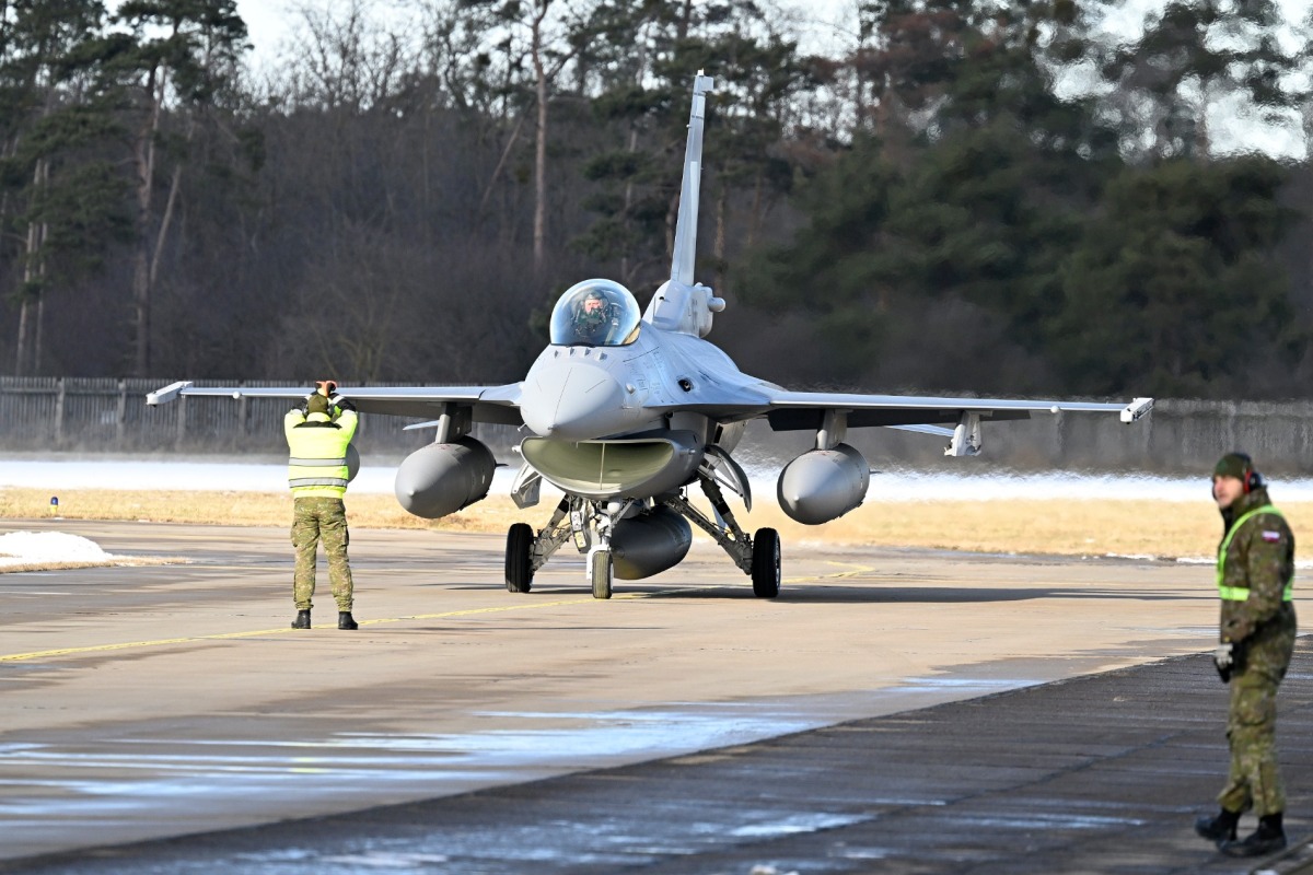 stíhačky F-16