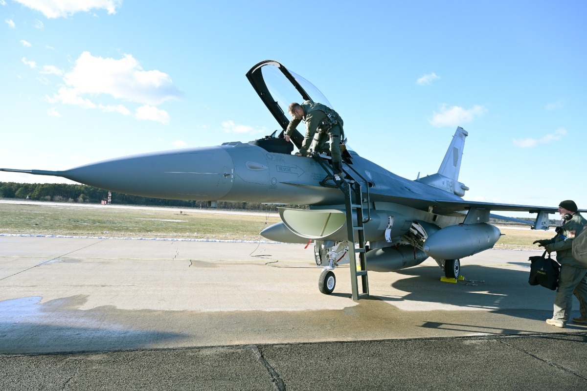 stíhačky F-16