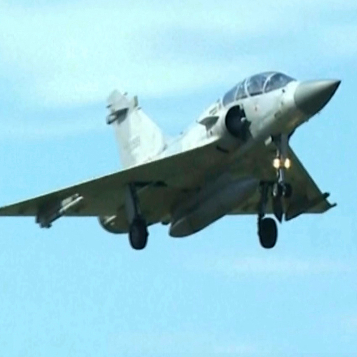 taiwanská stíhačka.jpg