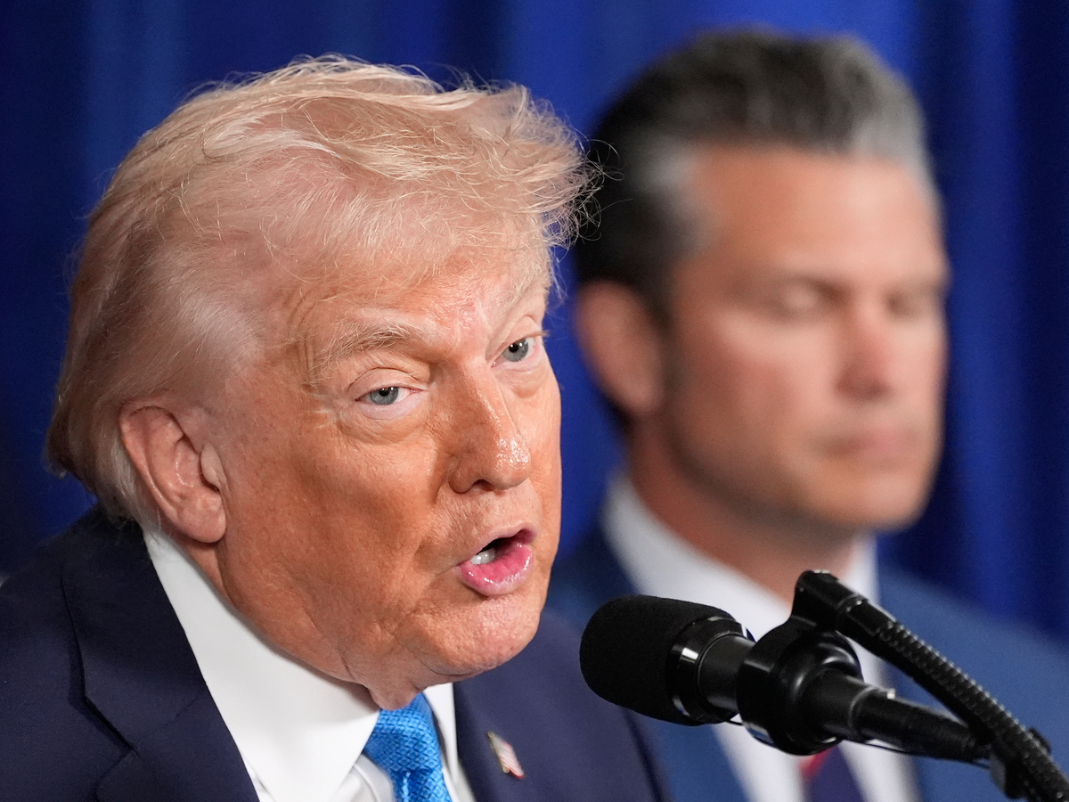 Donald Trump, Pete Hegseth