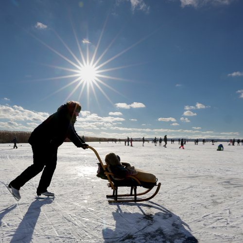 počasie sneh teplota korčuľovanie rodič dieťa zima