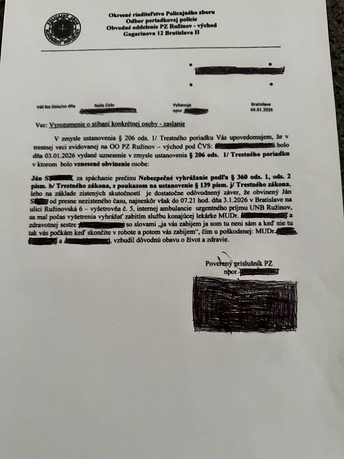 Vyrozumenie o stíhaní útočníka