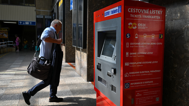 automat lístky Bratislava stanica