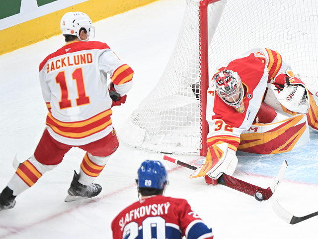 NHL: Slafkovský druhou hviezdou zápasu, Montreal zdolal Calgary. Fehérváry a Dvorský bodovali, no ich tímy prehrali