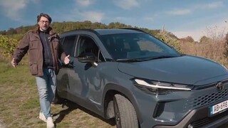 Motoring: Toyota vylepšila Corollu Cross. Nový vzhľad ide ruka v ruke s efektívnym hybridom