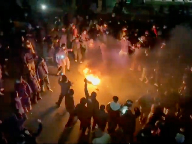 Masové zatýkanie a varovanie pred popravami. Pri protestoch v Iráne zahynulo najmenej 538 ľudí, počet môže stúpať