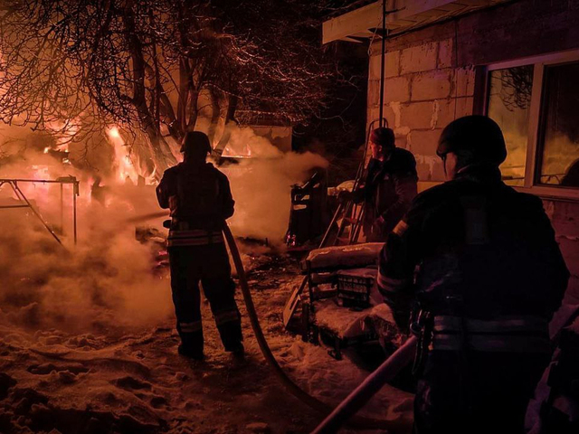 Ukrajina udrela na ruskú energetiku. Plamene pohltili strategický prístav, kým Rusko vyslalo na suseda tisíc dronov
