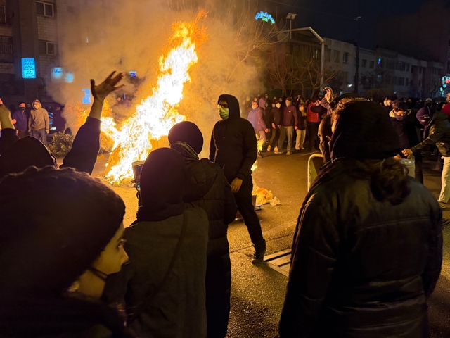 USA a Izrael nesú zodpovednosť za obete protestov, tvrdí Irán. Trump vraj hľadá zámienku na vojenský zásah
