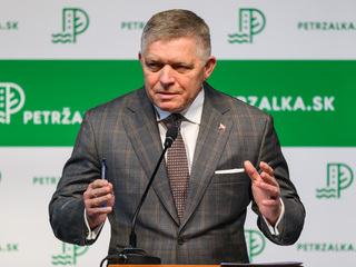 fico v petržalke.jpg