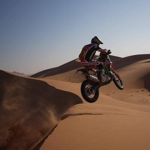 Skyler Howes Dakar