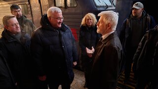 Český prezident Pavel dostal ukrajinské štátne vyznamenanie. Zelenskyj sa mu poďakoval za dodávky munície