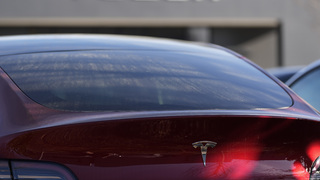 Koniec ciest do Viedne. Tesla spúšťa oficiálny predaj na Slovensku a otvára pop-up v Bratislave