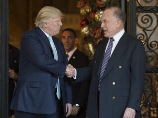 trump a lauder.jpg