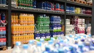 sladené nápoje minerálky voda