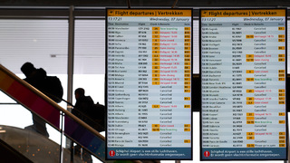 Nie je to len o snehu. Prečo extrémna zima zastavila tisíce letov a zaskočila aj skúsených Fínov?