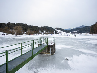mráz počasie ľad korčuľovanie