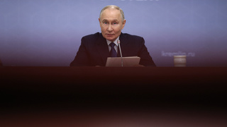 Nekonečná vojna. Putin nestráca len Trumpovu priazeň, ale aj dôveru svojich občanov a svetový vplyv