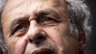 Skupina ľudí sa rozhodla ma zabiť. Platini po rokoch prehovoril o páde z futbalového vrcholu a zákulisí FIFA