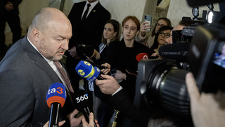 Vláda reaguje na Trumpa, Slovensko stojí pri Grónsku a Dánsku. Huliak: USA momentálne nie sú spoľahlivý partner