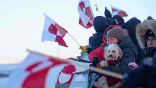 Grónsko sa pripravuje na krízu menom Trump. Príručka na prežitie radí ľuďom vytvoriť si zásoby zbraní a jedla