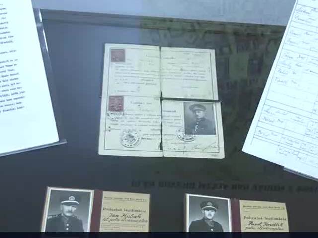 Začínali s píšťalkou a zápisníkom. Mestská polícia v Novom Meste nad Váhom sa pýši storočnou históriou