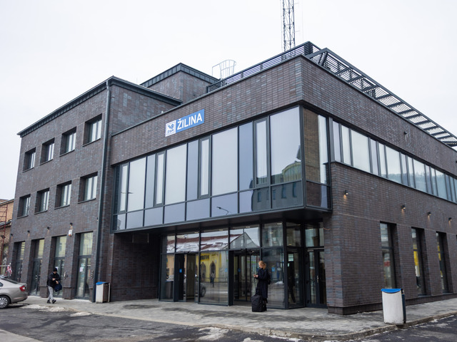 Najväčšia železničná investícia v dejinách Slovenska je hotová. Žilinský uzol pustili do prevádzky