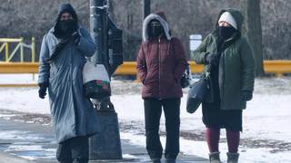 Na USA sa rúti apokalypsa, polovicu štátov zasype sneh a ľad. Slovák Lukáš: Ľudia rabujú a robia zásoby