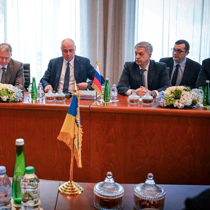 abu dhabi rokovanie.jpg