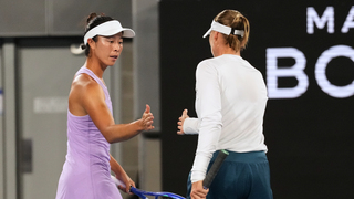 O titul v ženskej štvorhre na Australian Open si zahrajú Čang s Mertensovou. Vo finále narazia na Kruničovú a Danilinovú